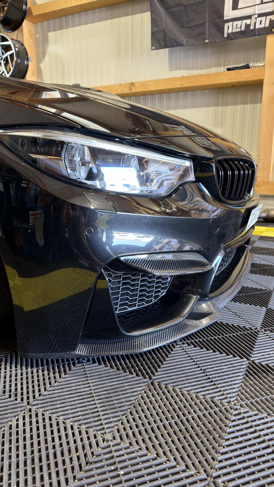 Front Einsätze Carbon passend für BMW M3 (F80) M4 (F82/F83) - DKS Performance 6 Front Einsätze Carbon passend für BMW M3 (F80) M4 (F82/F83) - DKS Performance 6