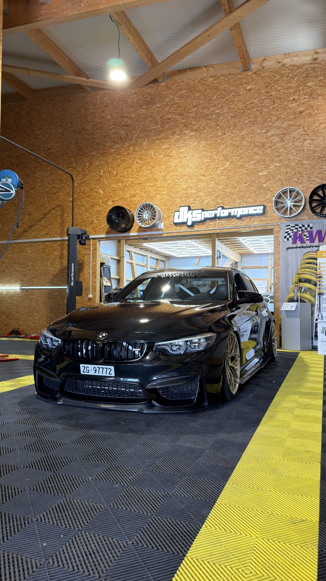 Front Einsätze Carbon passend für BMW M3 (F80) M4 (F82/F83) - DKS Performance 7 Front Einsätze Carbon passend für BMW M3 (F80) M4 (F82/F83) - DKS Performance 7