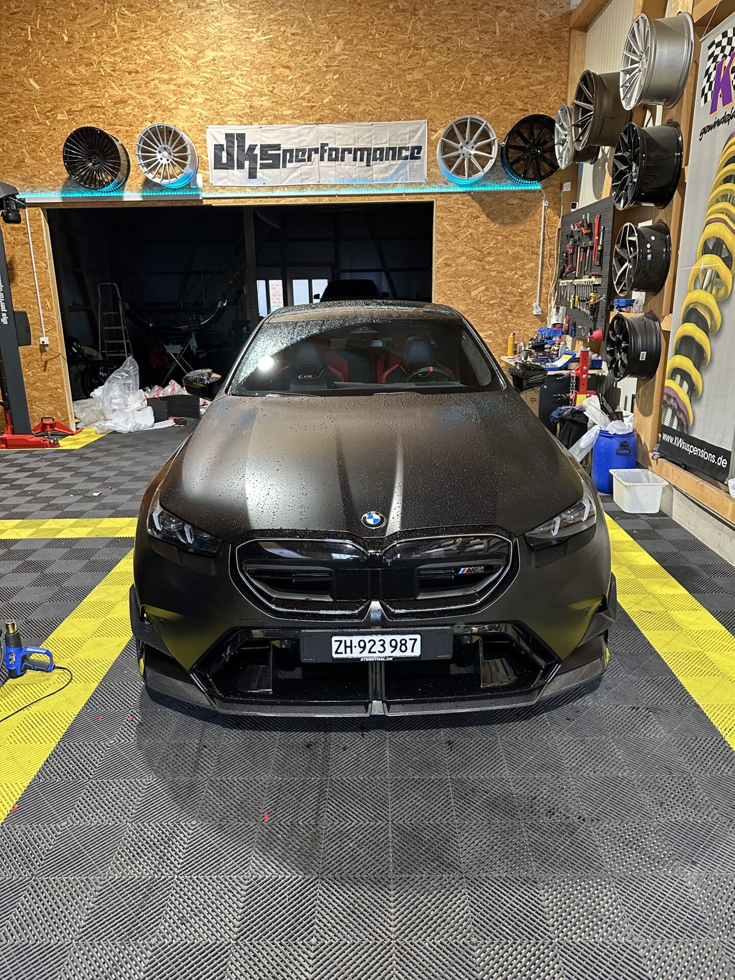 SQ-B-Style Frontlippe passend für G90/G99 - DKS Performance SQ-B-Style Frontlippe passend für G90/G99 - DKS Performance