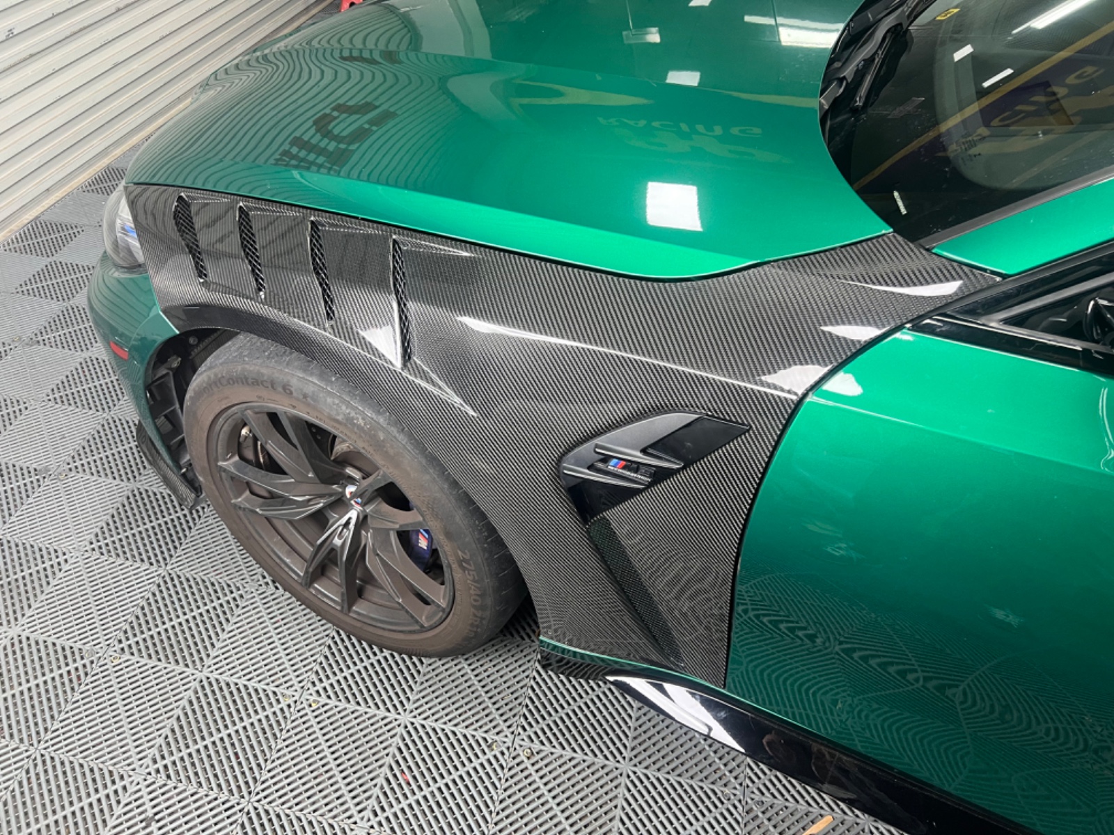 Carbon Kotflügel V4 passend für G80/G81 & G82/G83 – M3/M4 - DKS Performance 3 Carbon Kotflügel V4 passend für G80/G81 & G82/G83 – M3/M4 - DKS Performance 3