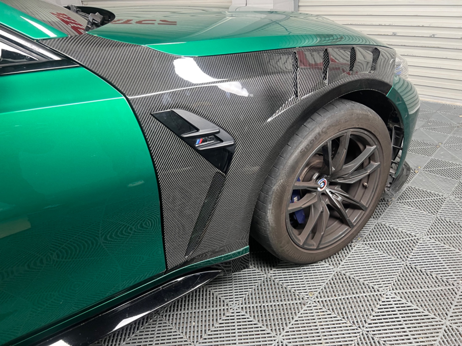 Carbon Kotflügel V4 passend für G80/G81 & G82/G83 – M3/M4 - DKS Performance 4 Carbon Kotflügel V4 passend für G80/G81 & G82/G83 – M3/M4 - DKS Performance 4